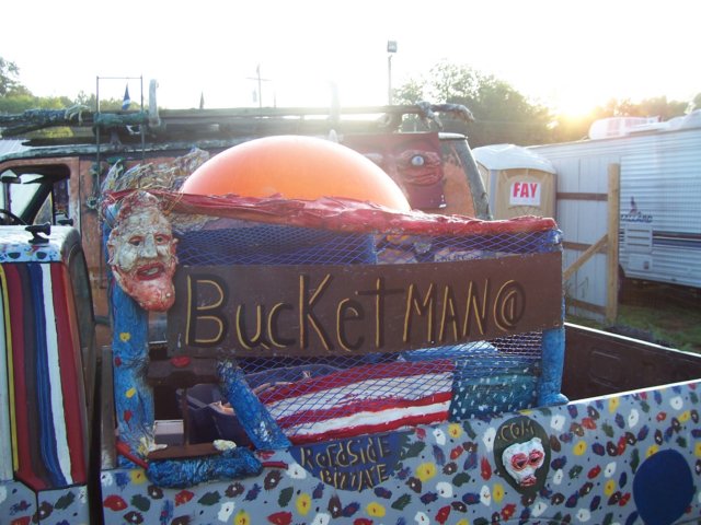 bucketmantributeparty012.jpg